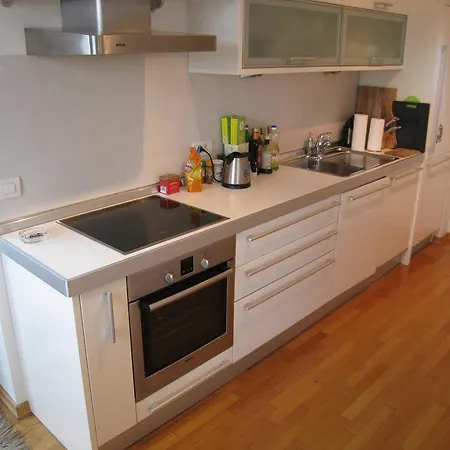 Διαμέρισμα Lux 70 M² Apt. & Free Garage Parking Λιουμπλιάνα