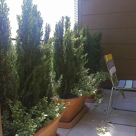 Lux 70 M² Apt. & Free Garage Parking Διαμέρισμα *