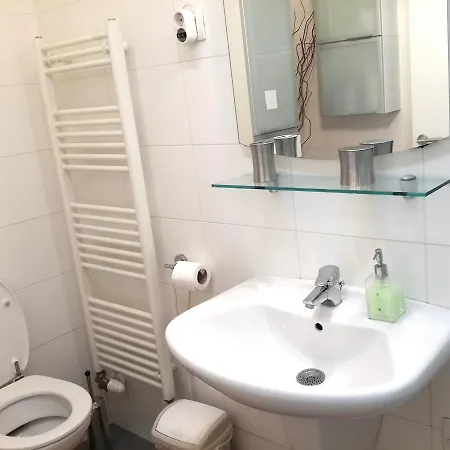 Lux 70 M² Apt. & Free Garage Parking * Lublaň