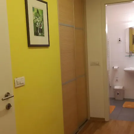 Lux 70 M² Apt. & Free Garage Parking Λιουμπλιάνα